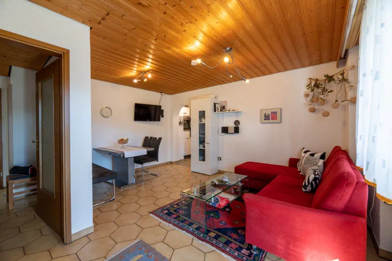 Wohnzimmer mit Essecke